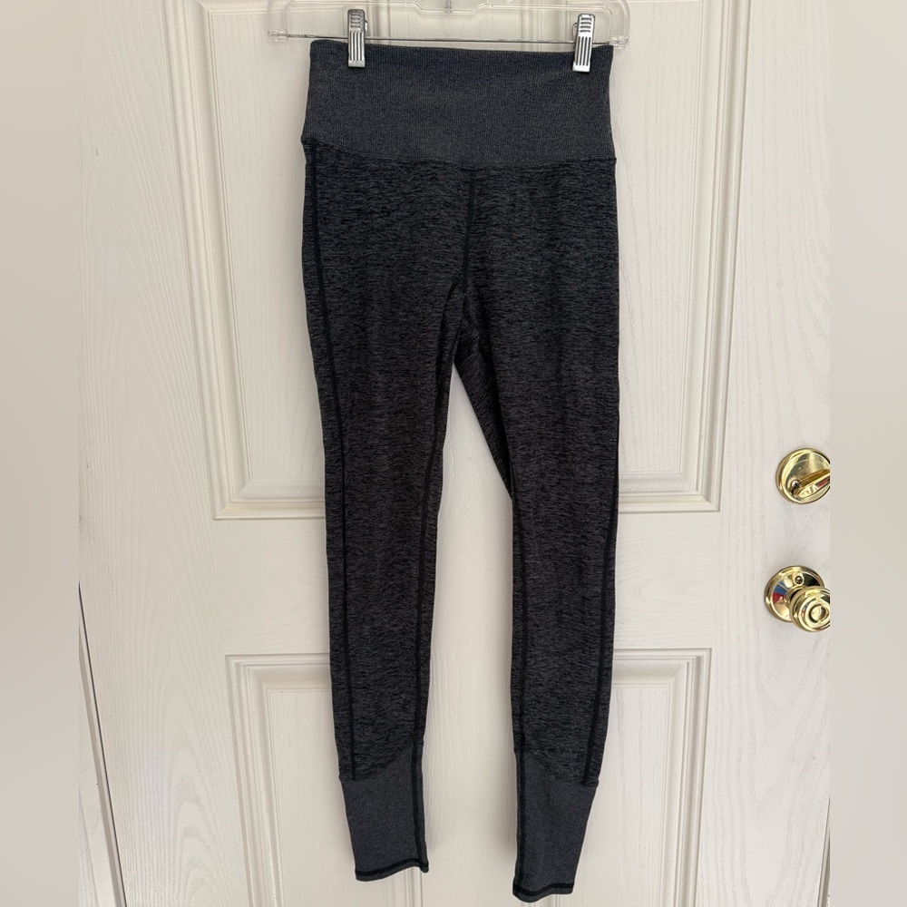 ALO charcoal legging joggers
